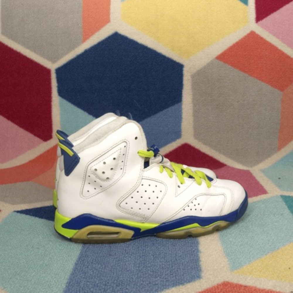 Nike Jordan 6‎ Retro Fierce Green (GS) Size 6.5 Y